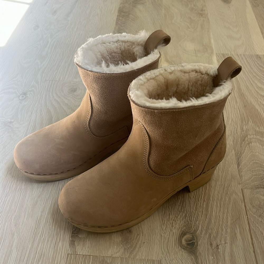 No.6 Store, furry boot clogs, tan, size 8.5